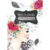 Ditipo Entspannen Sie sich in einer Handtasche Mädchen mit einer Rose im Haar kreatives Notizbuch 16 Blatt, Format A6 15 x 10,5 cm