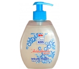 Mika Kiss Classic Antibakterielle Flüssigseife mit 500 ml Additiv