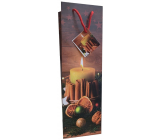Nekupto Dárková papírová taška na láhev 33 x 10 x 9 cm Vánoční se svíčkou a skořicí